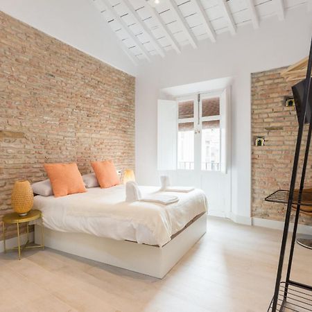 Te1A-El Teatro Brick Wall Suite Prime Location Málaga Esterno foto